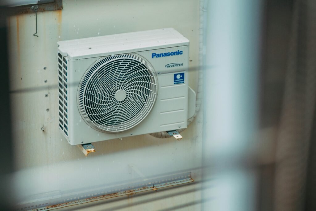 How to Clean and Replace Your HVAC Filter (Step-by-Step Guide)